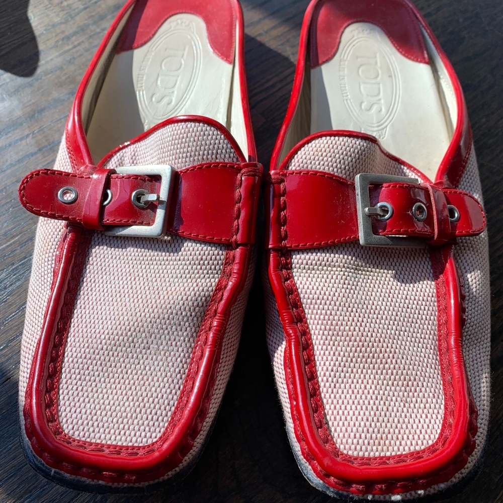 Tod's slip ons
